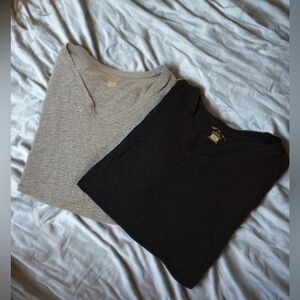 Lot of (2) V-Neck T-Shirts